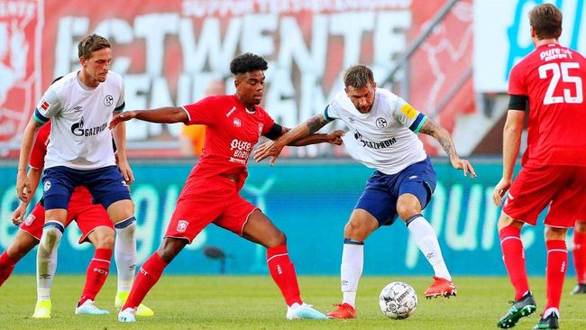 队在联赛中 队在联赛中